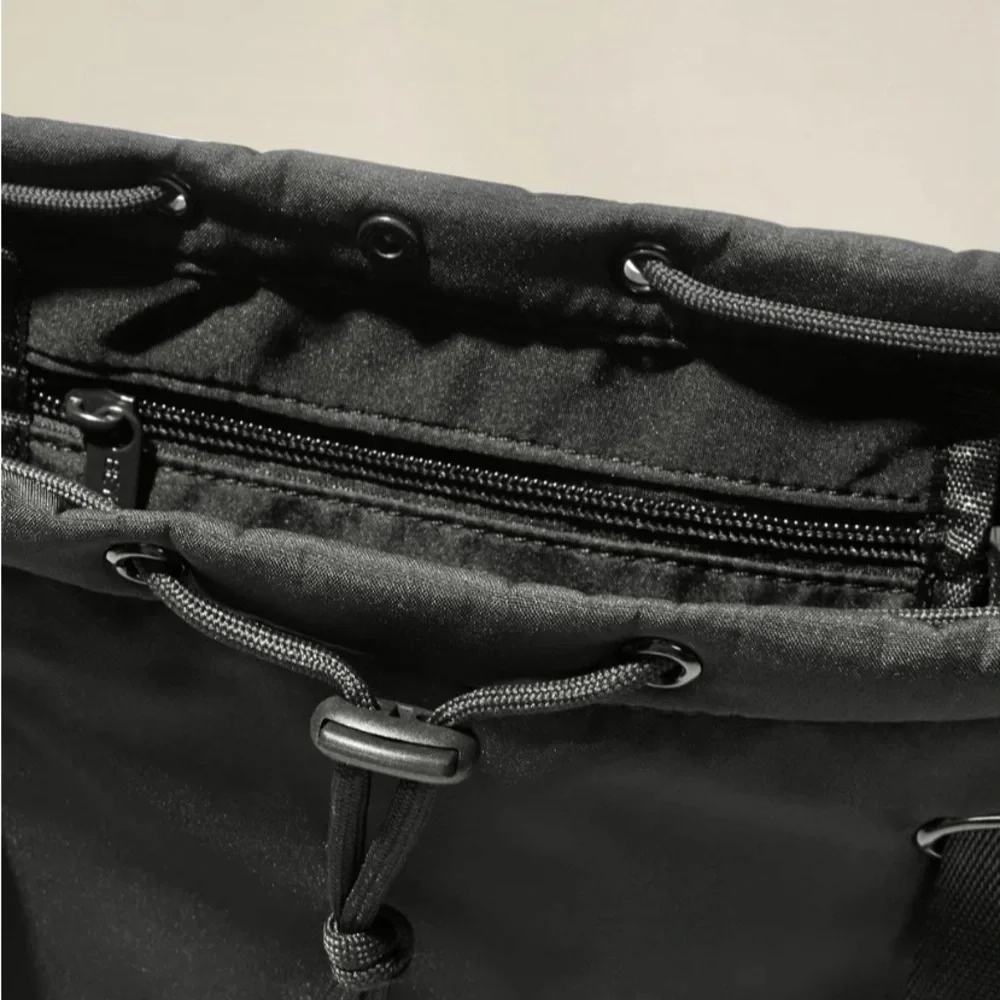 Beyond Yoga, Yoga Gym Bag, Drawstring Tote Backpack Bag Carry-All Bag Black - Picture 5 of 11